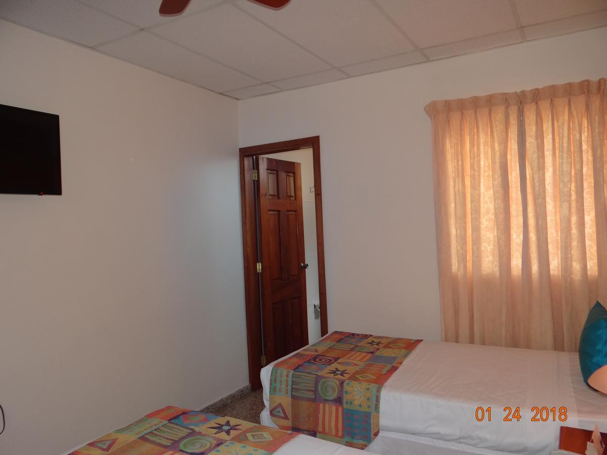 Hotel Mac Arthur Tegucigalpa Room photo